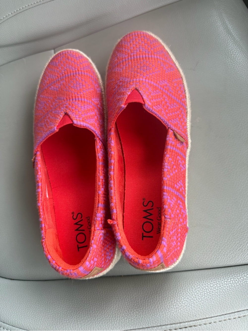 TOMS Women's Pink and Purple Slip-On Espadrilles